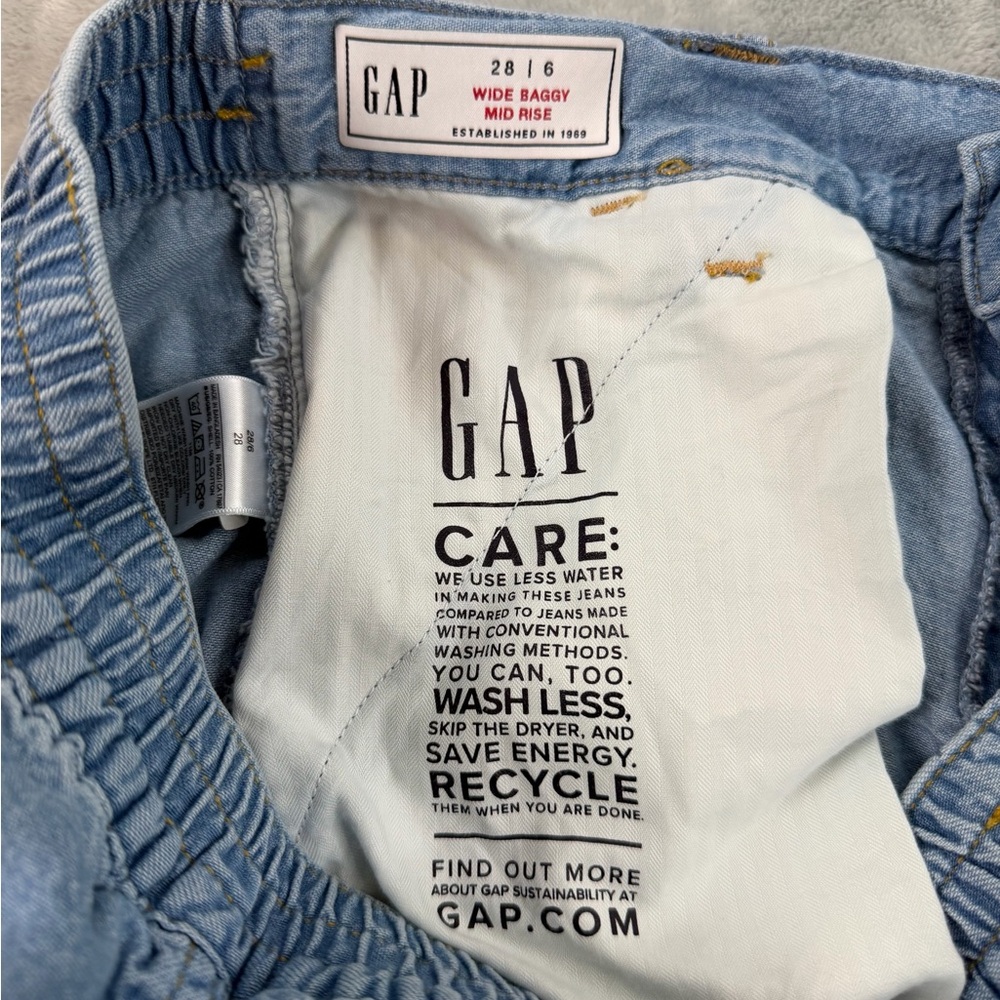 GAP Wide Baggy Mid Rise Jeans Women's 6 | 28 Blue With Toggle Bottom - Picture 4 of 10